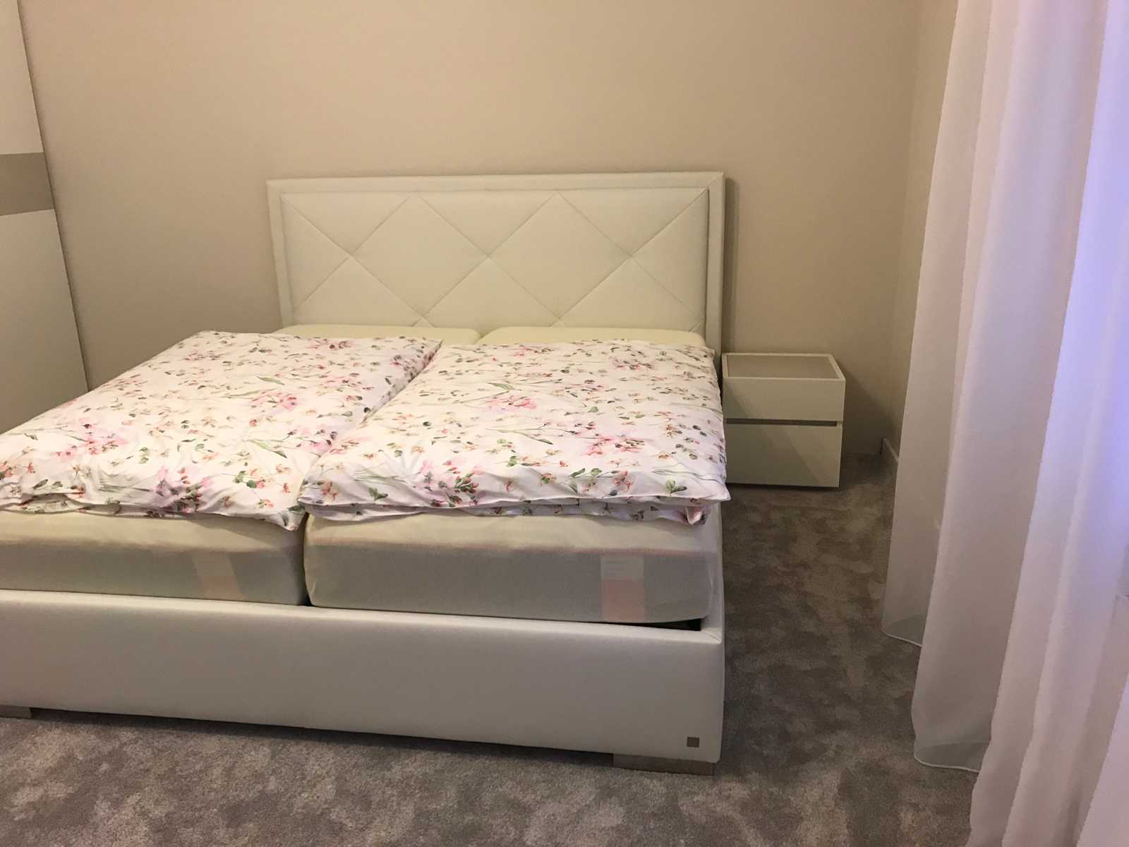 Manželská posteľ FELINA s kvalitnými matracmi TEMPUR