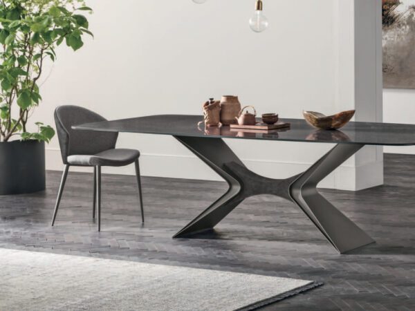 Jedálenský stôl SAIL - kovová podnož ANTRACITE 160 s umelou kožou 107 a keramická doska NERO GRECO LUCIDO 043