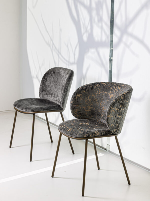 Dizajnové stoličky z kolekcie SINUOSA