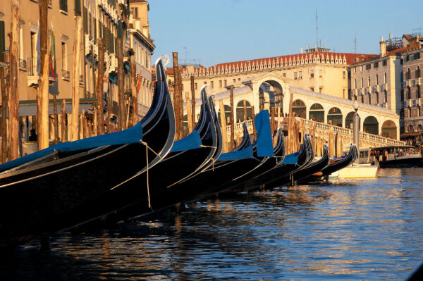 MEMORIE VENEZIANE od spoločnosti GIORGIO CASA
